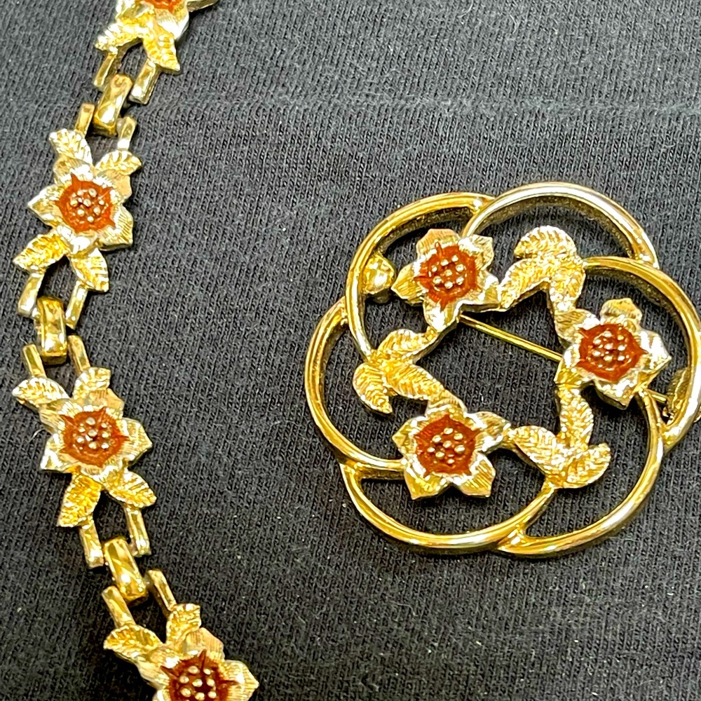 Vintage Sarah Coventry bracelet and brooch